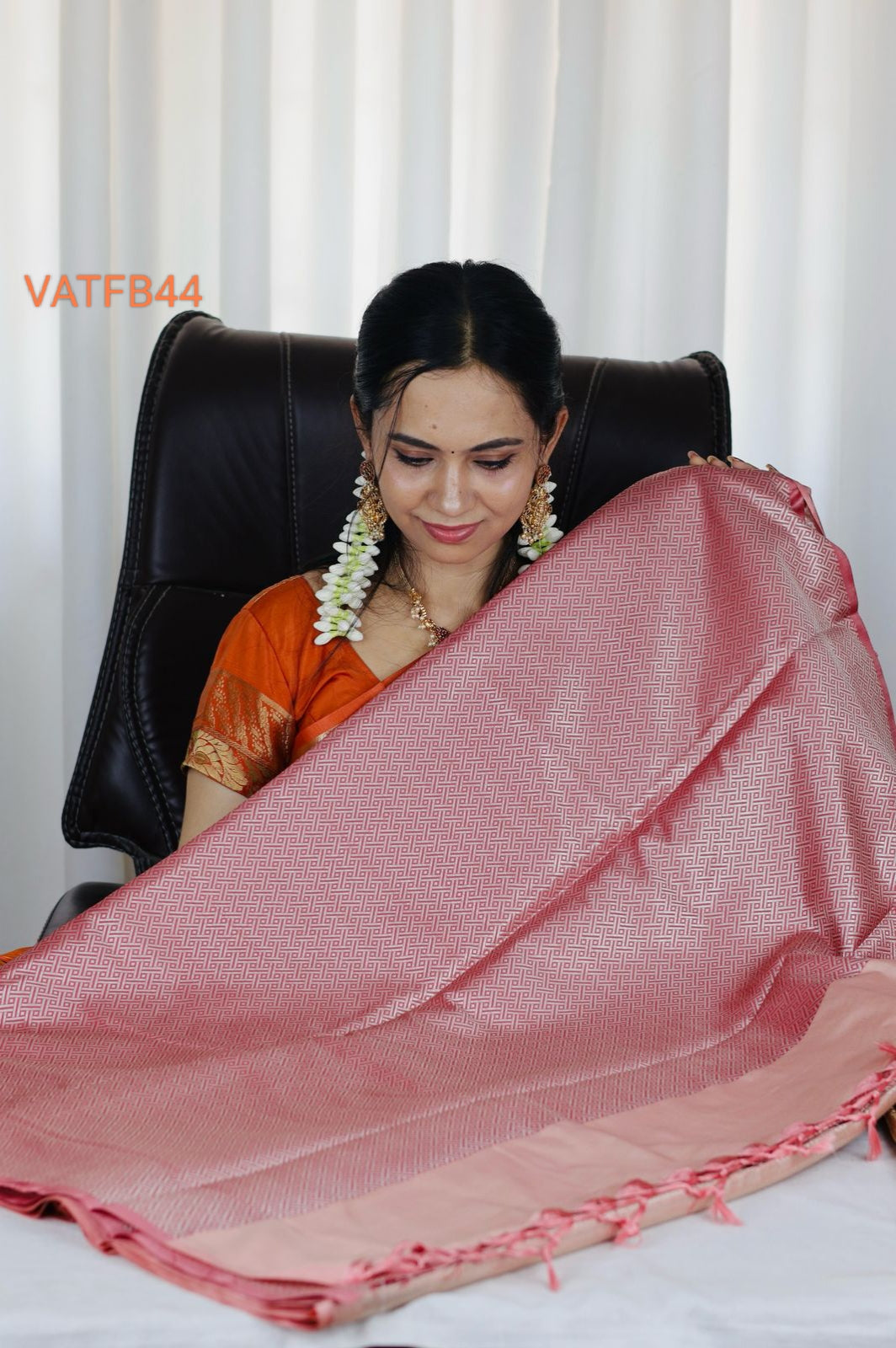 Velvet Silks Saree 🥳