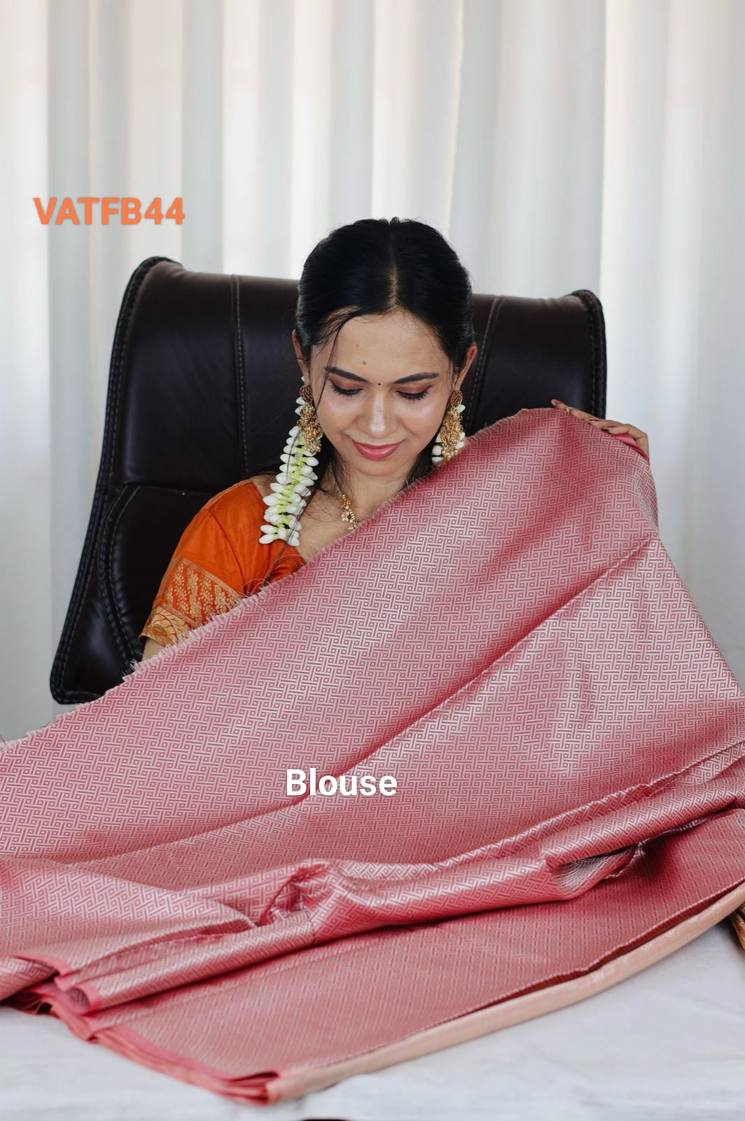Velvet Silks Saree 🥳