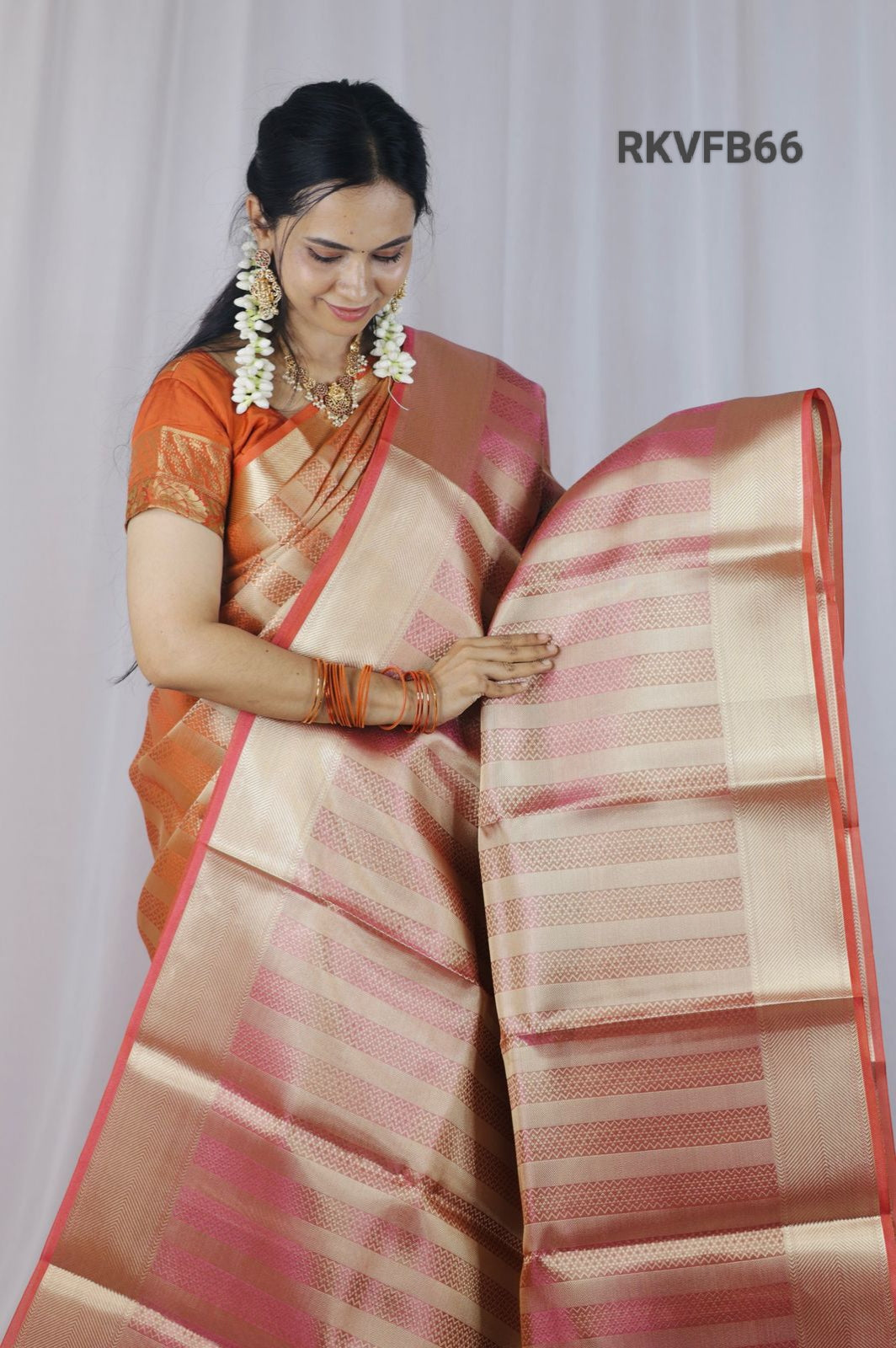 Offer 🤩Tissue Semi Silk Saree 😍