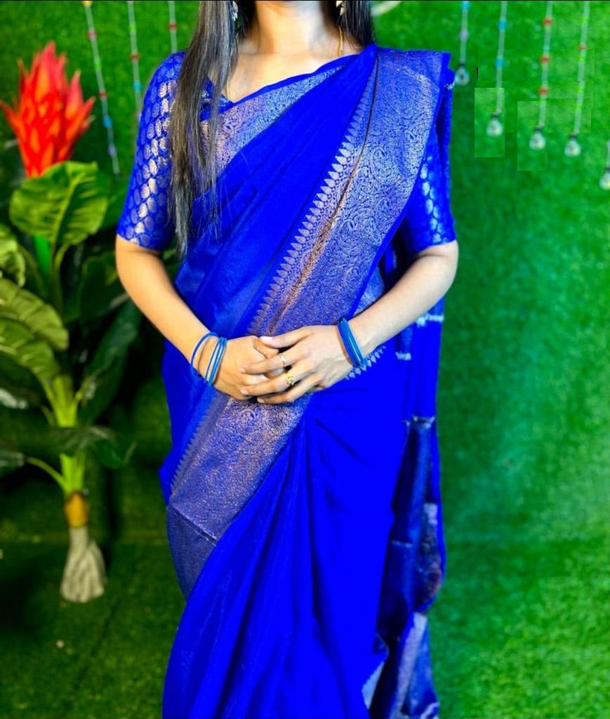 Warm silk with Golden zari saree 🥳prebook
