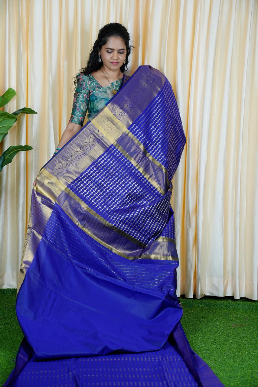 Sridevi inspired saree( no animal figure)🥳