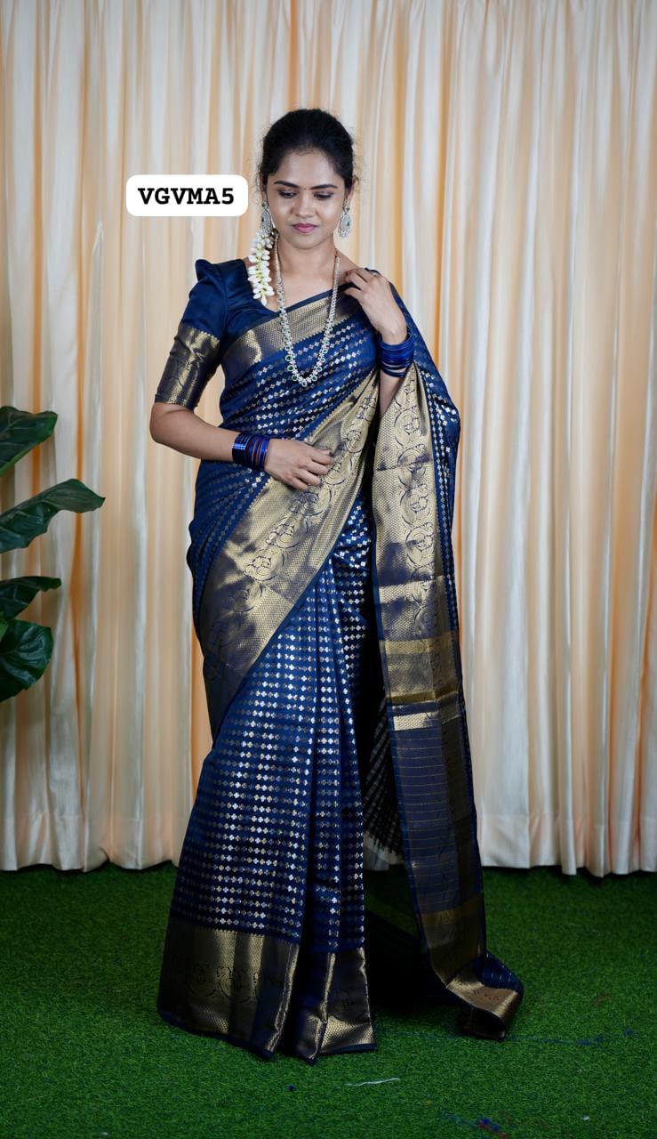 Sridevi inspired saree ( no animal figure)š„³ā
