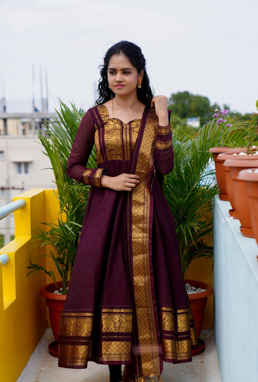 Premium kanchi cotton anarkali(stitched)Check description 🥰😎⏰ prebook 25 days