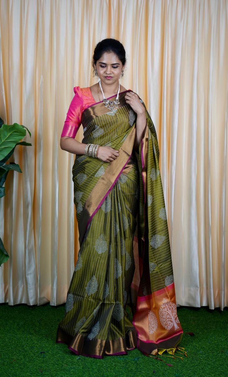 Banarasi Soft silk sarees🍄 ✅