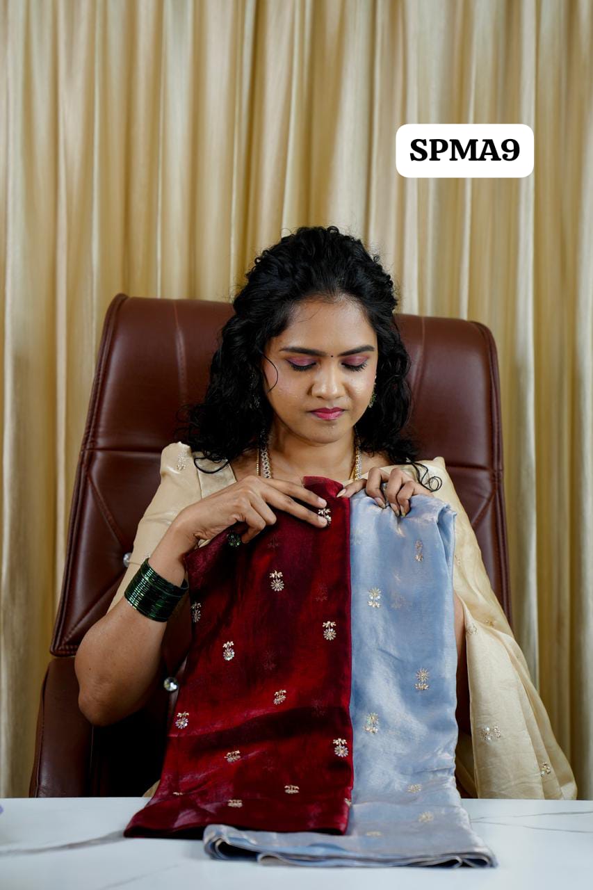 Space silk saree with contrast blouse🥰 🥳