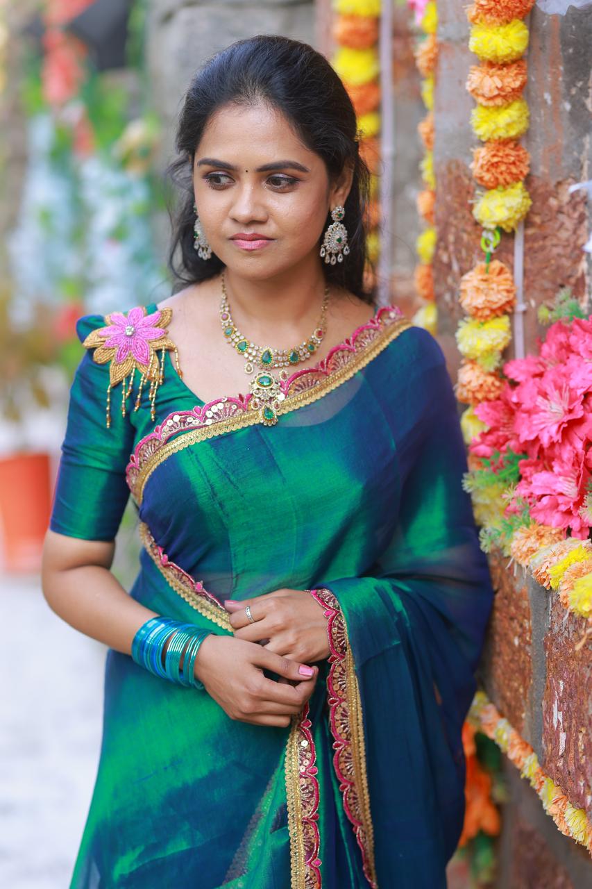Aadi offer🤩Kadhi Tissue With Cutwork Lace border