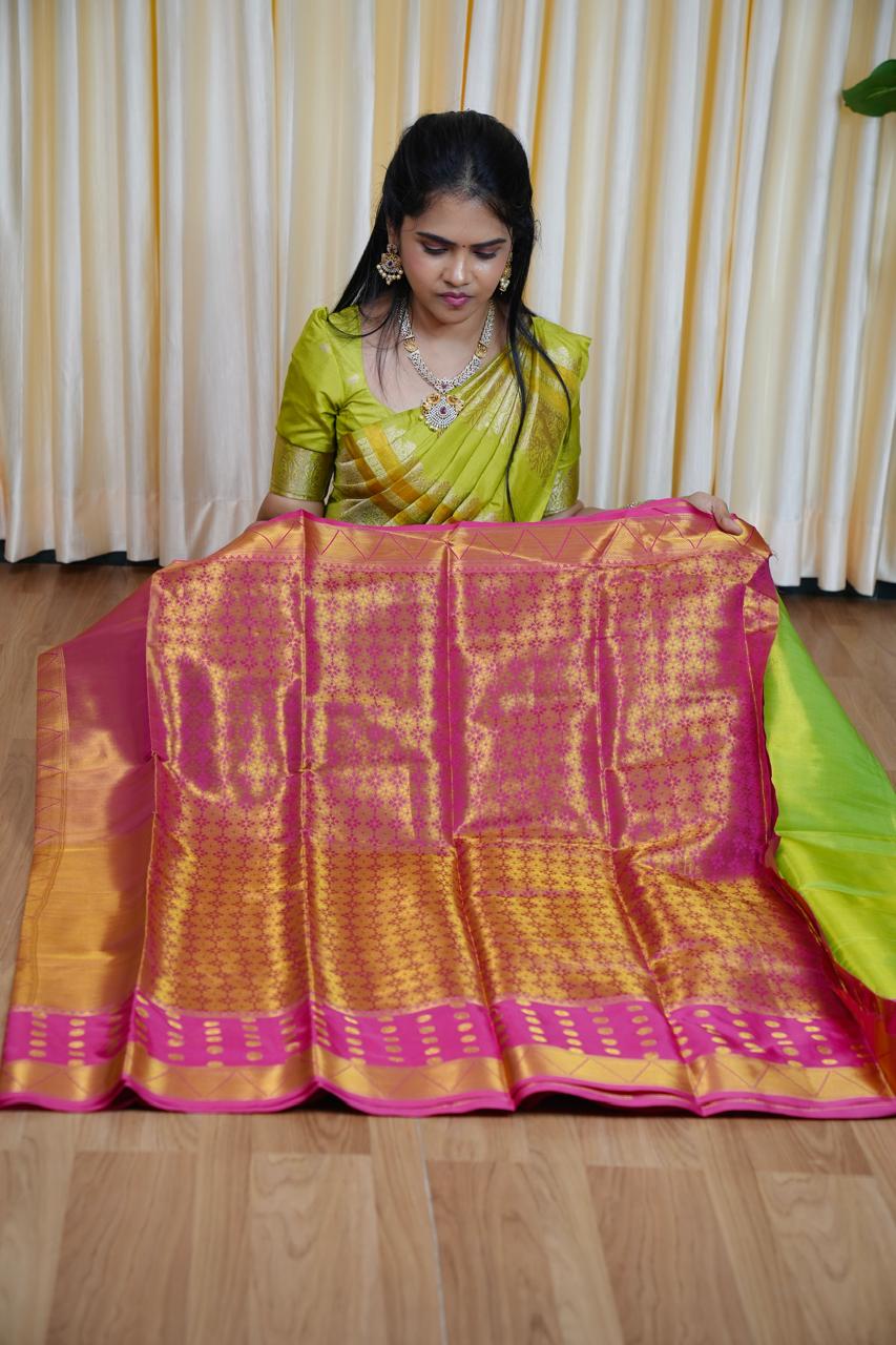 Kanchi semi silk saree 🥳