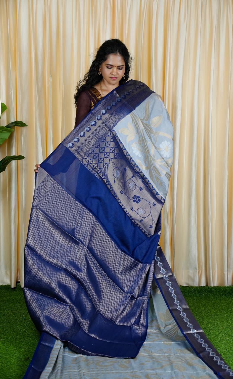 Premium warm silk saree 🥳