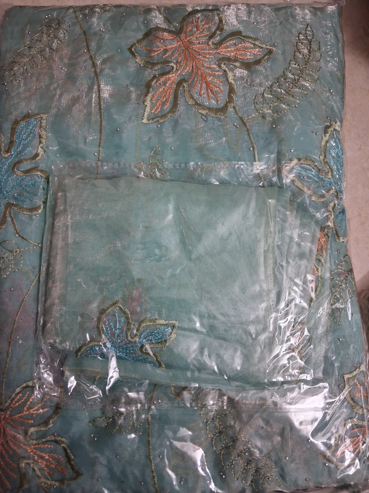 Space silk saree with thread embroidery work🥳