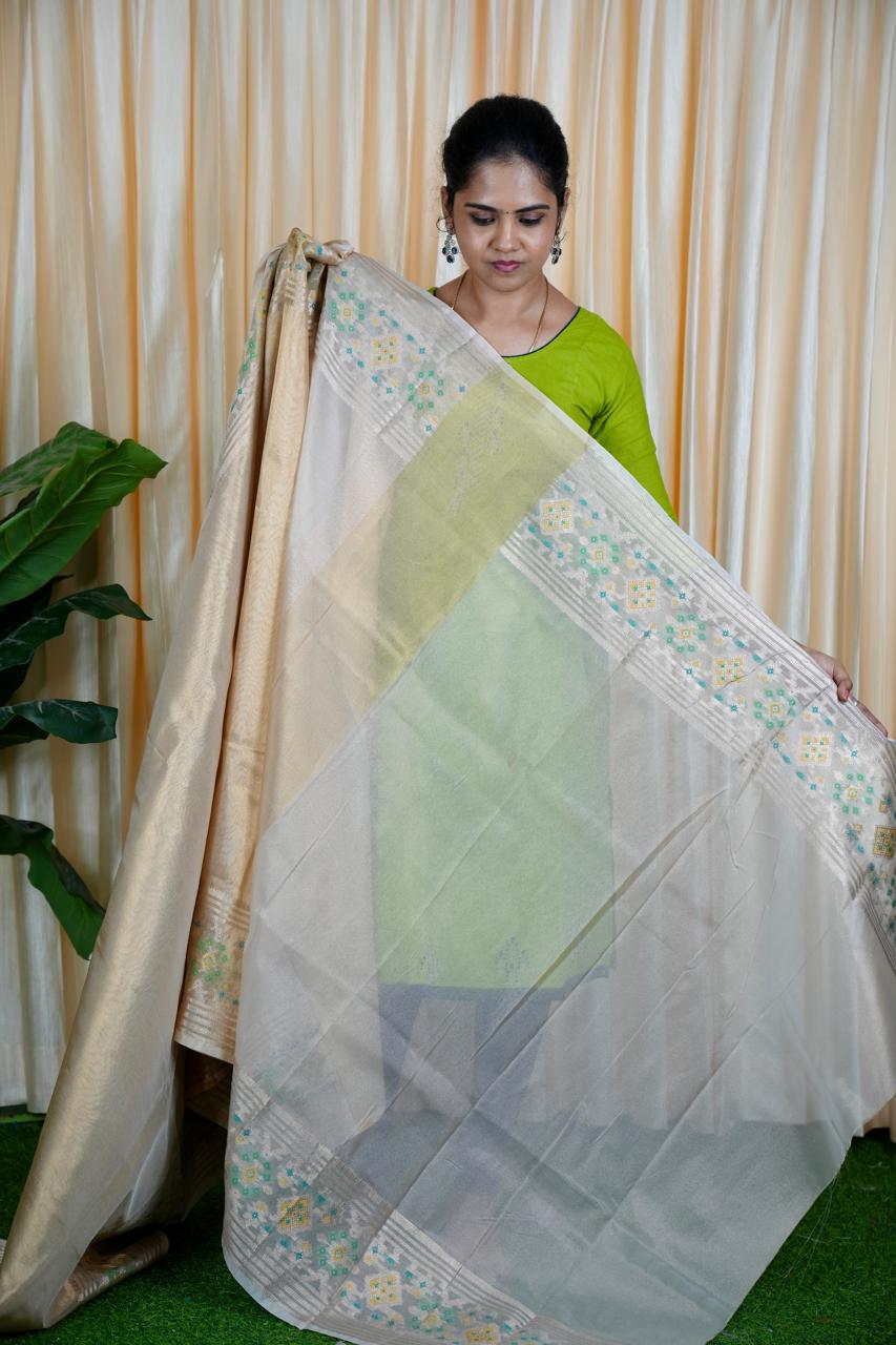Premium Banarasi Tissue Sarees 🥰🥳