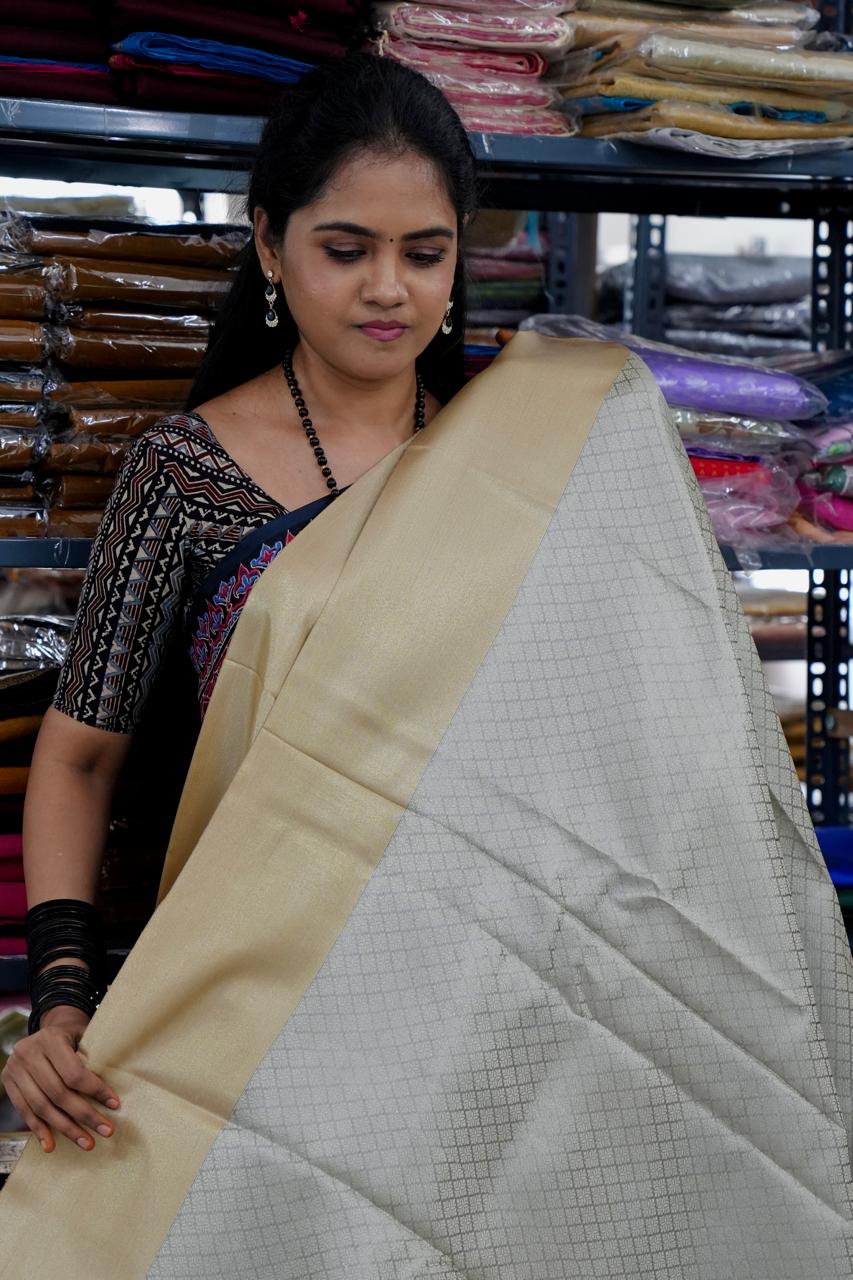 Aadi offer🌹Mrs. Nita Ambani Inspired soft katan saree🥰😎moon