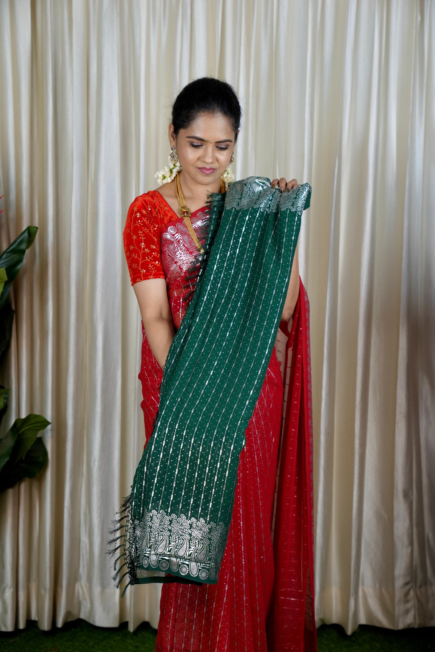 Chiffon sareeš„³