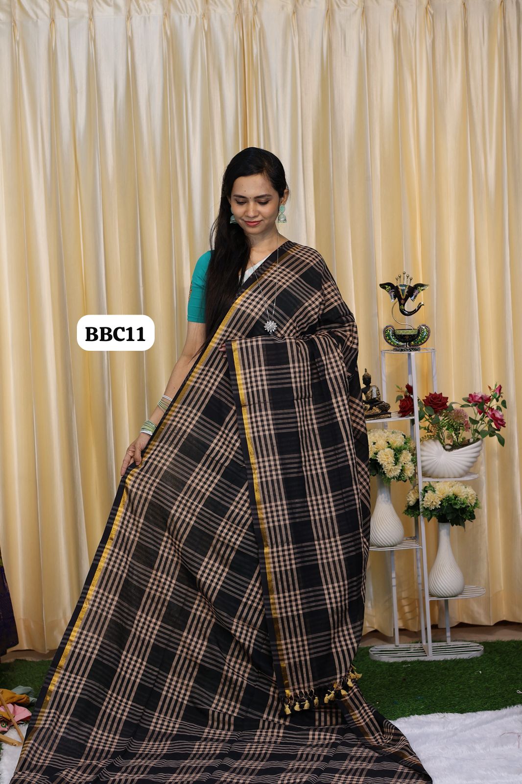 Mul cotton saree with zari 😍🥳