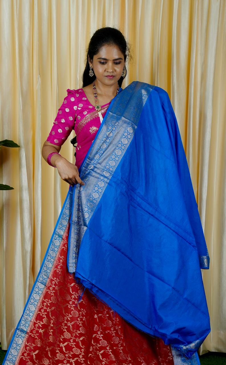Banarasi semi silk sareeš„³