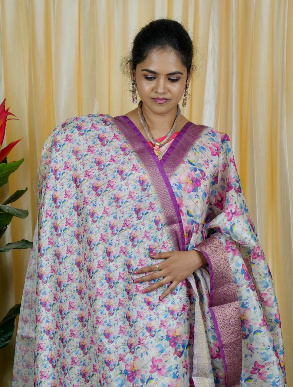 Premium iconic dola silk 👇