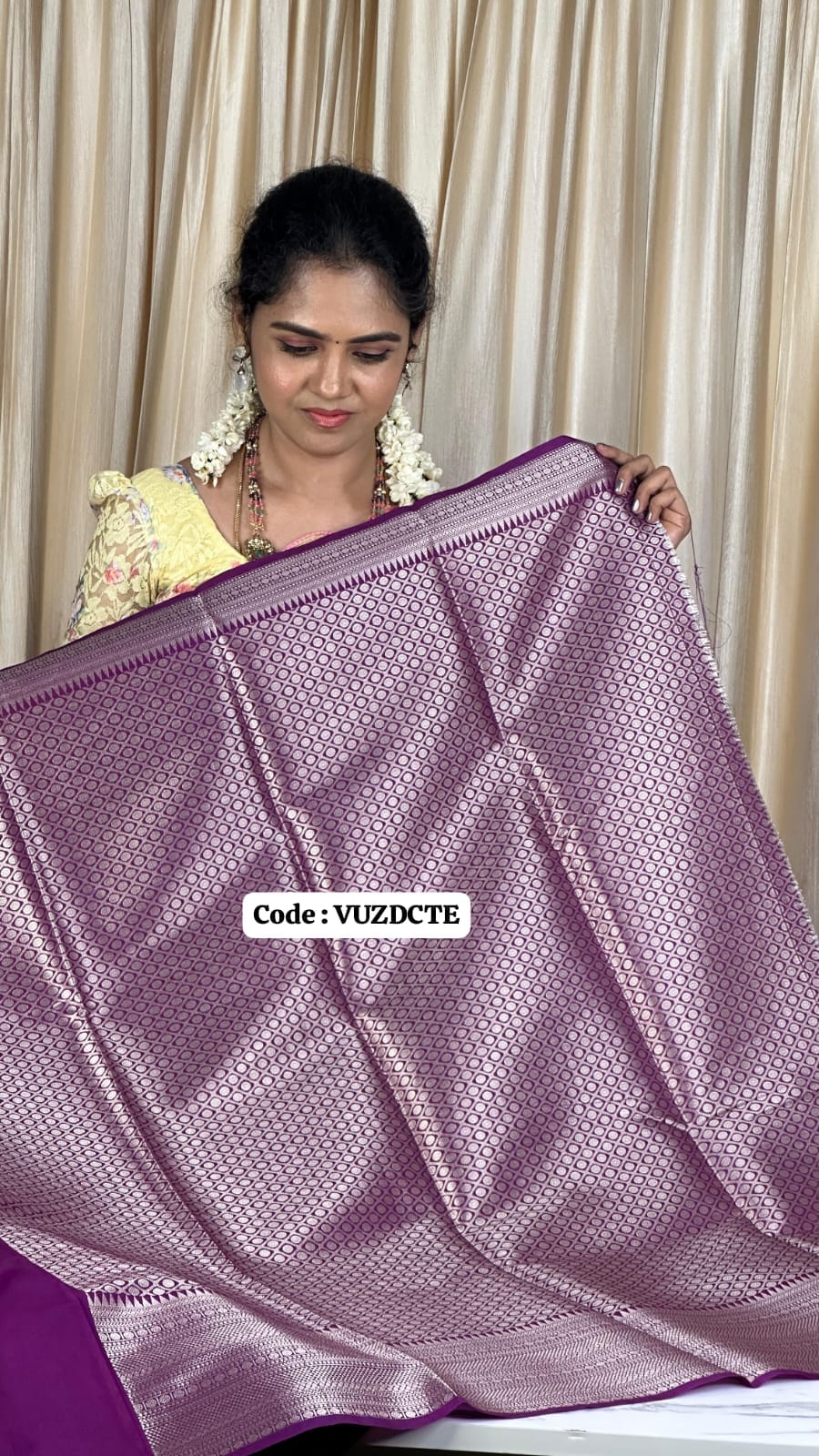 Warm silk saree ❌