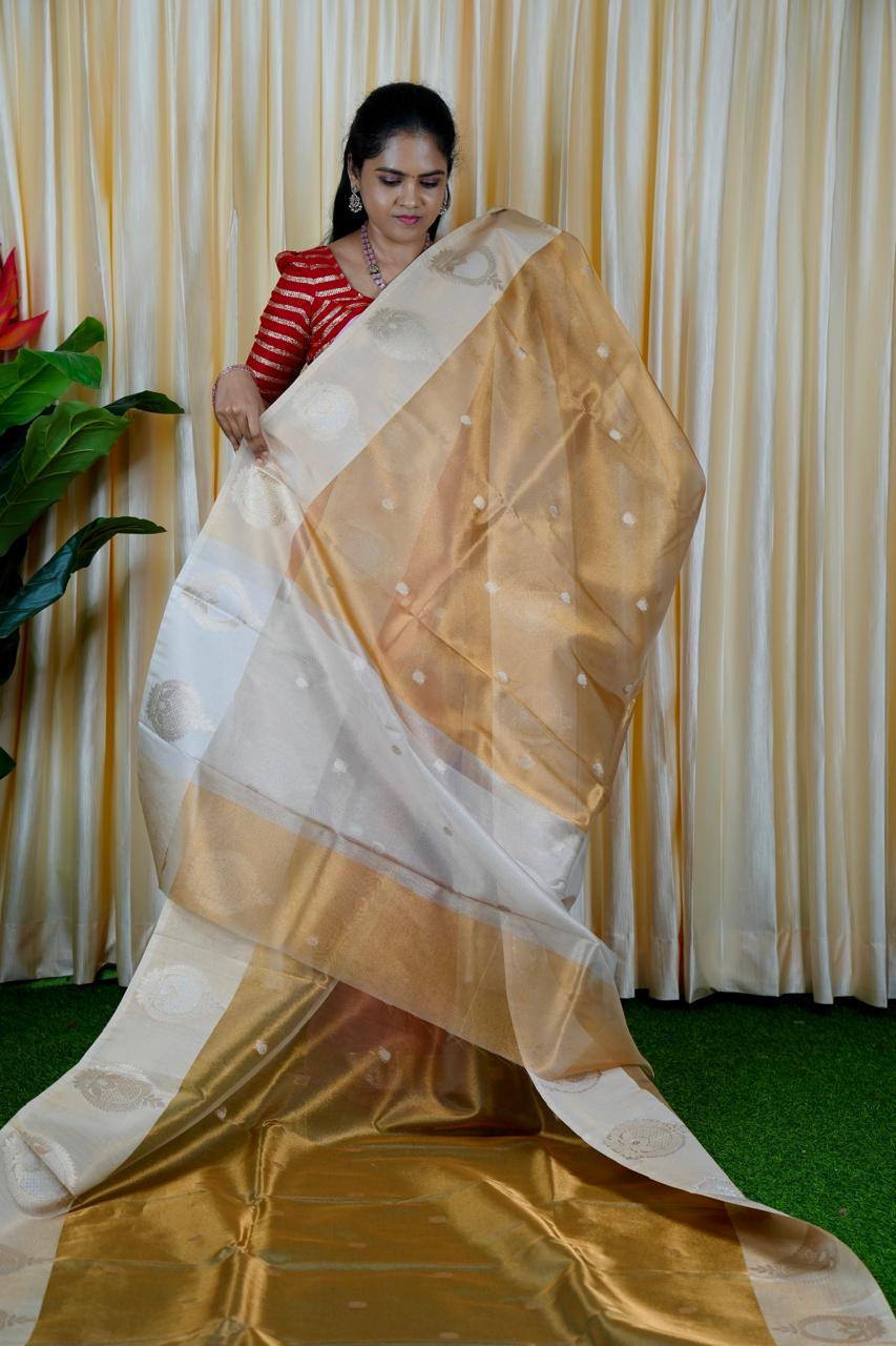 Premium soft tissue sarees🥰🥳