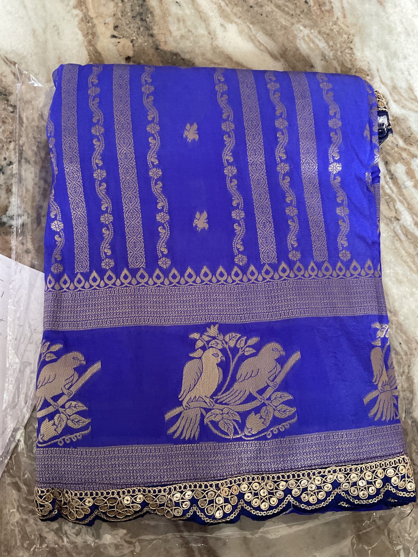 Warm silk saree🍄