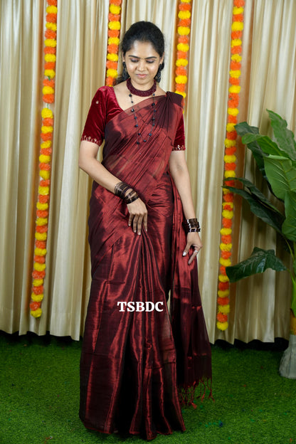 Kadhisoft tissue silk saree with running blouse  🥳