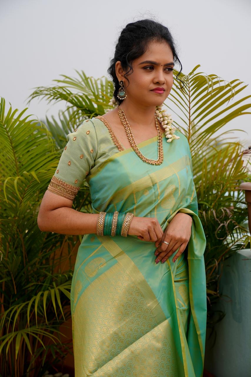 soft silk 🥳bluish green