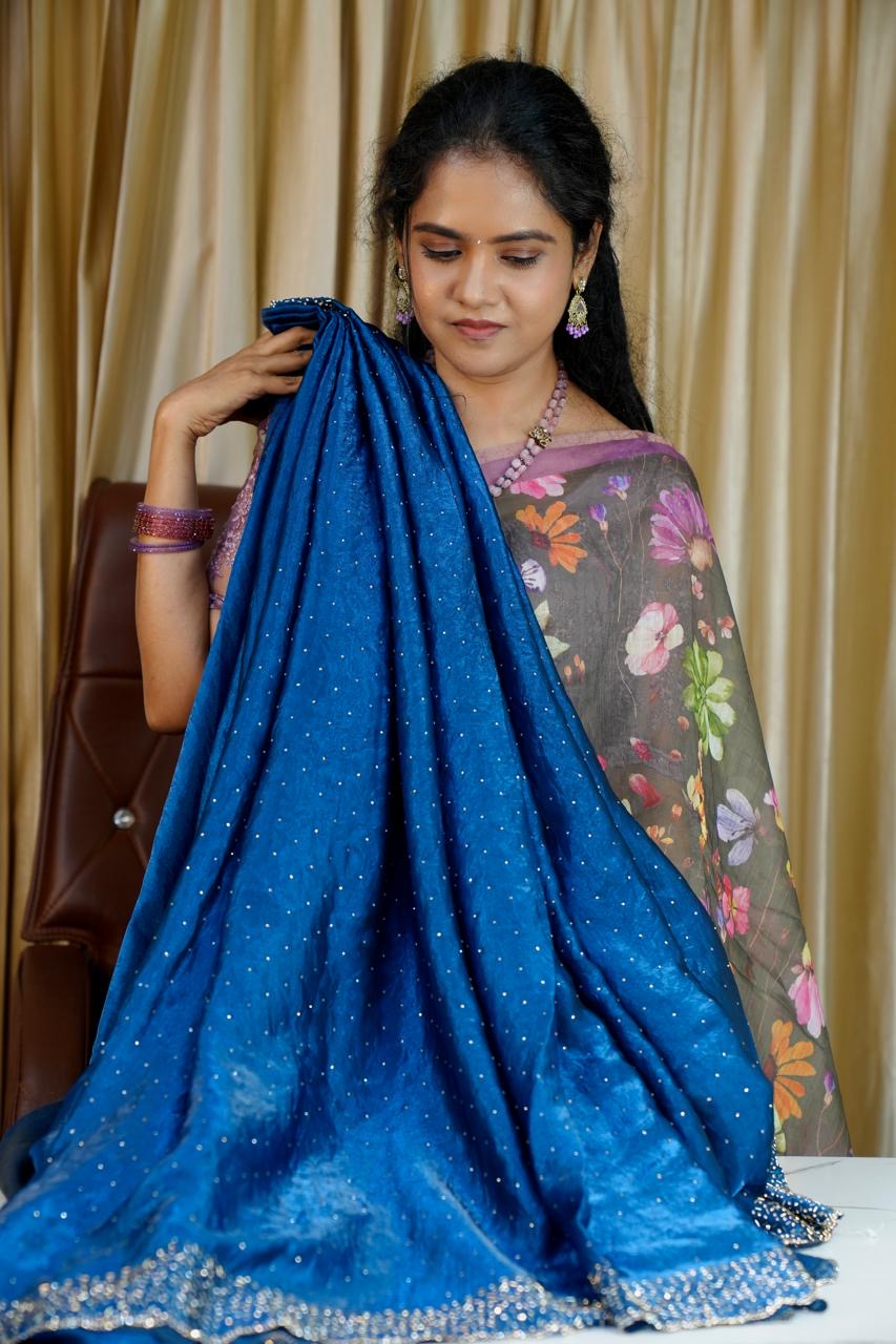 Premium space silk sarees with real jarkhan diamond work🥰😎