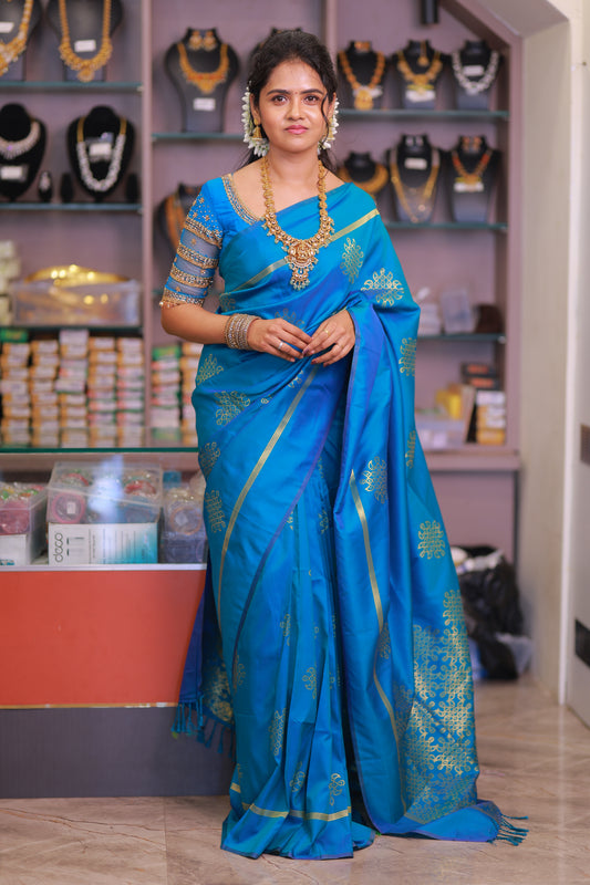Kolam design saree  blue colour-Prebook😍😎⏰⏰📚