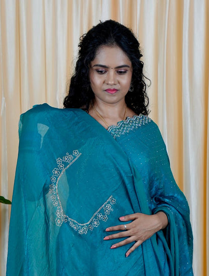 Space silk saree 🍄🥳green