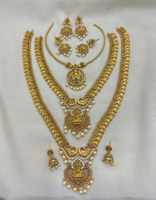Combo Jewel set with back chain🥰😎