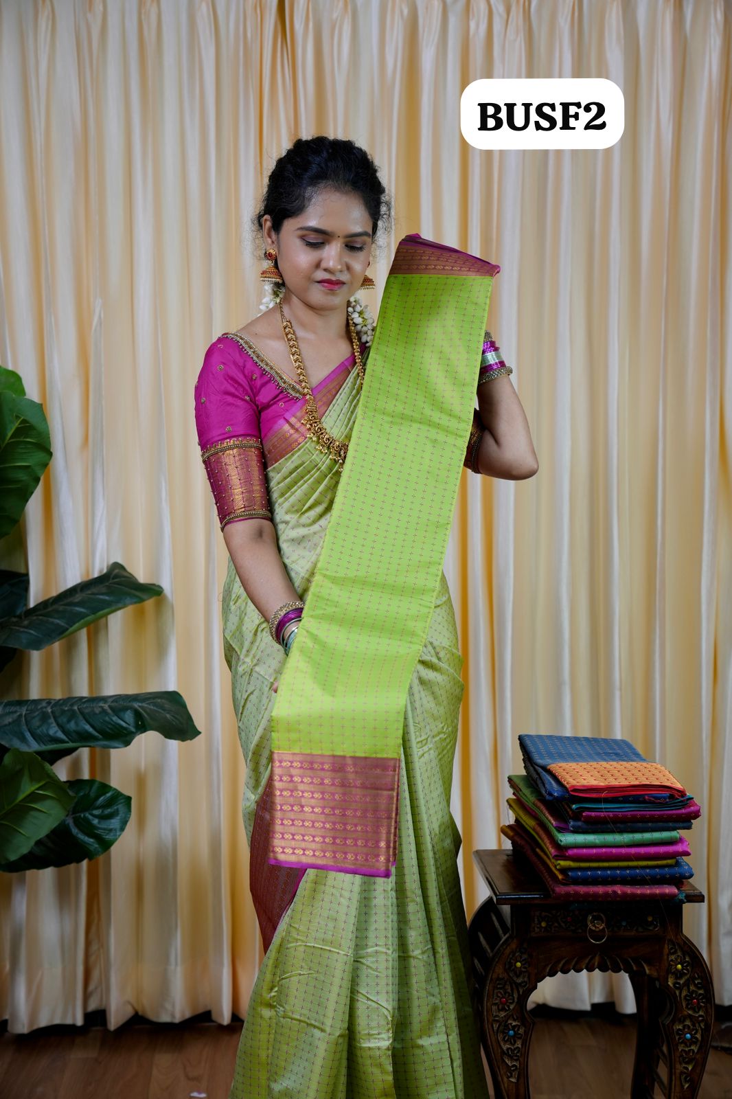 Soft silk sarees in thousand buttas style with Contrast 🥰😎