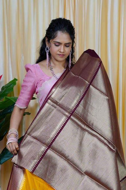 Premium warm silk saree 🥳