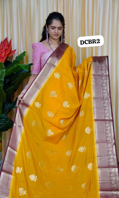 Premium warm silk saree 🥳