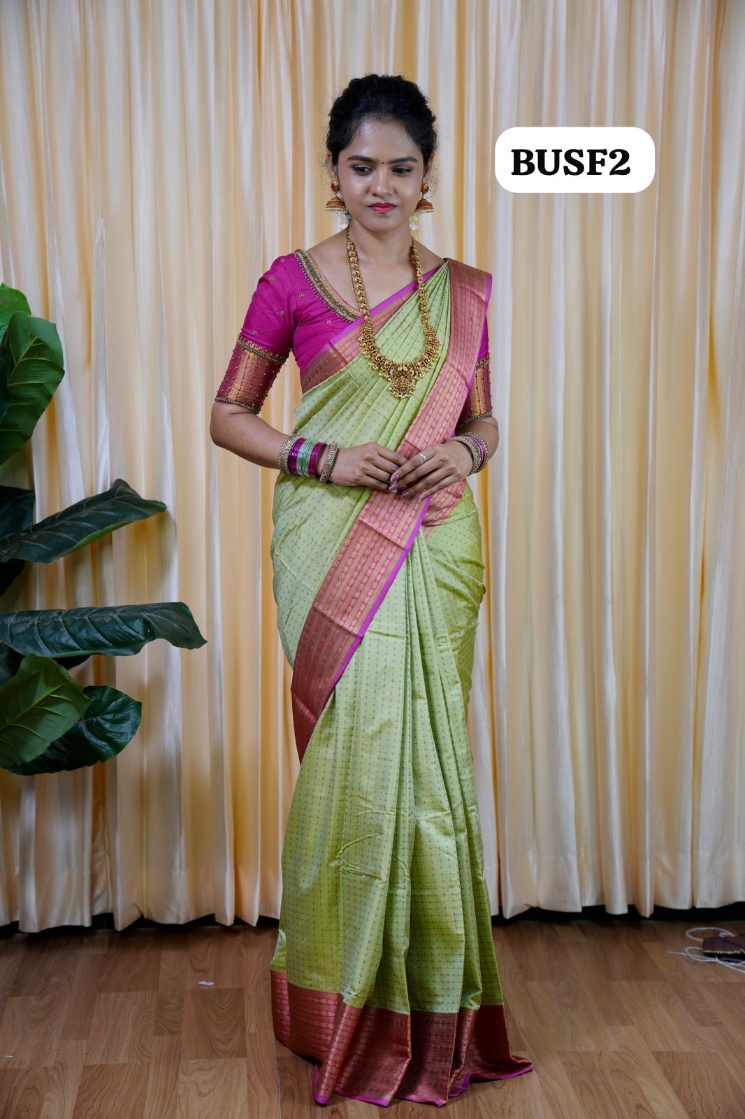 Soft silk sarees in thousand buttas style with Contrast Blouse 🥰😎