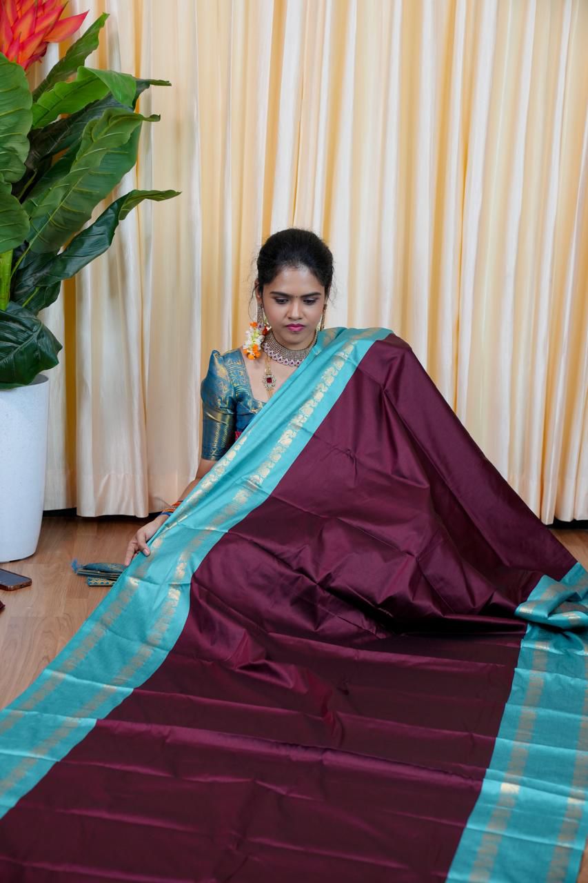 Soft silk sarees- offer 😍😎📚