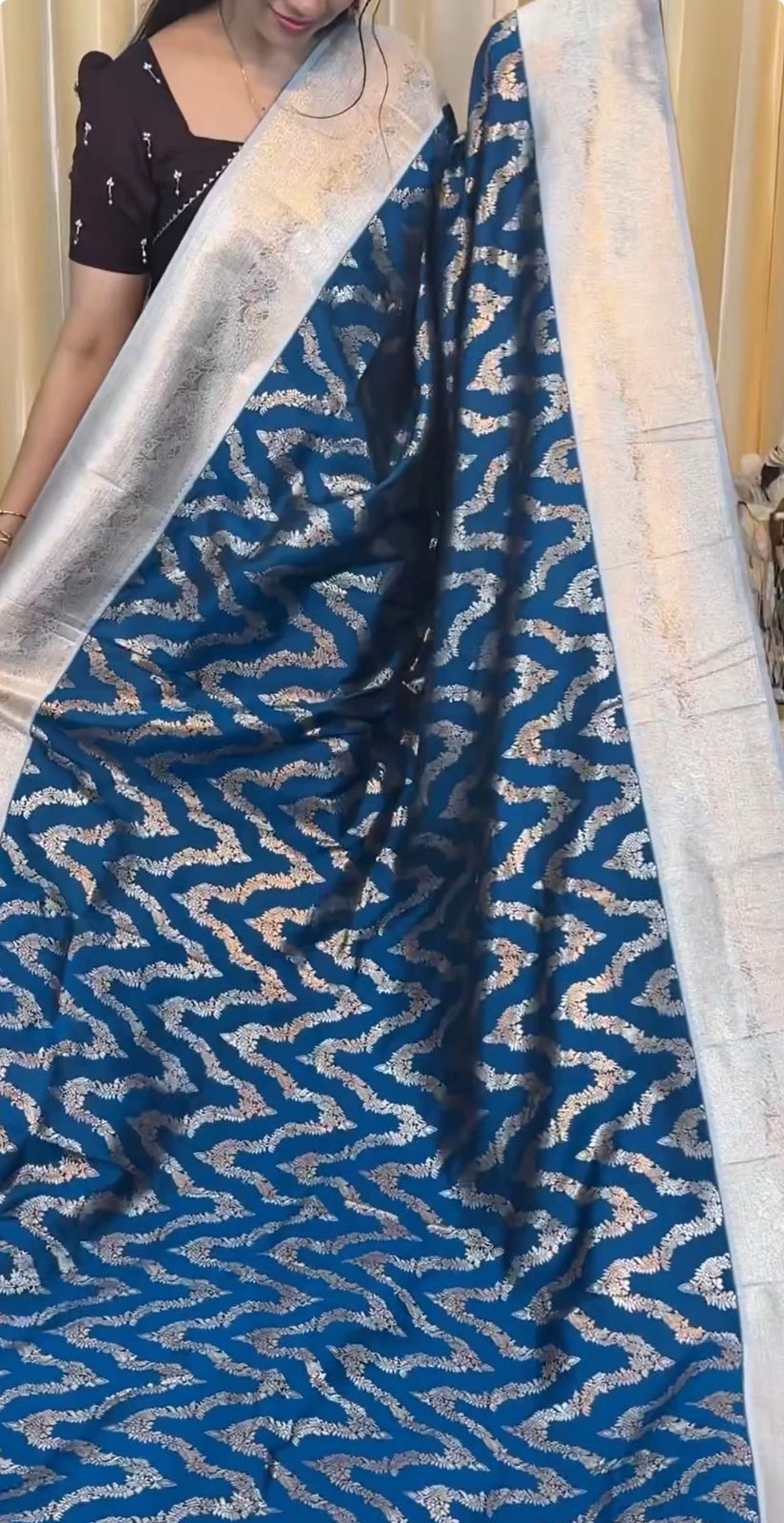 Soft silk saree-😍😎📚