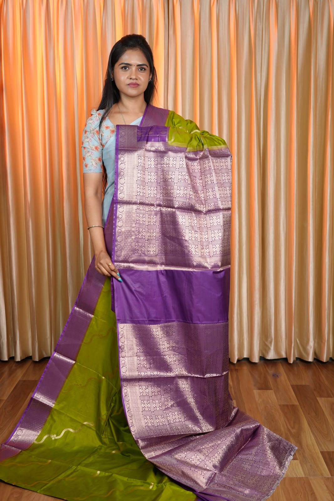 Premium warm silk sarees🥳