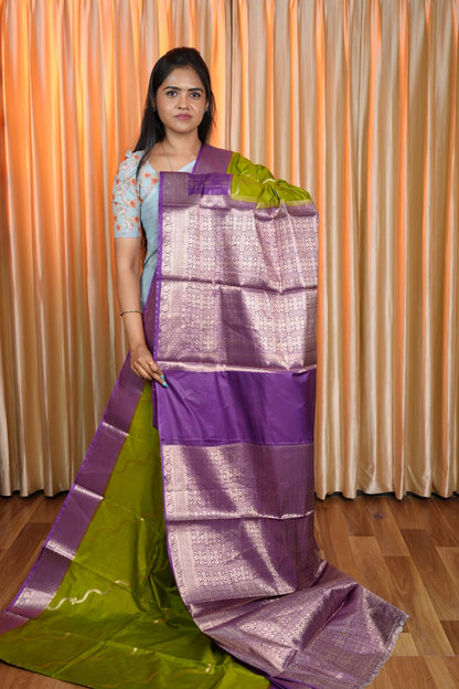 Premium warm silk sarees🥳