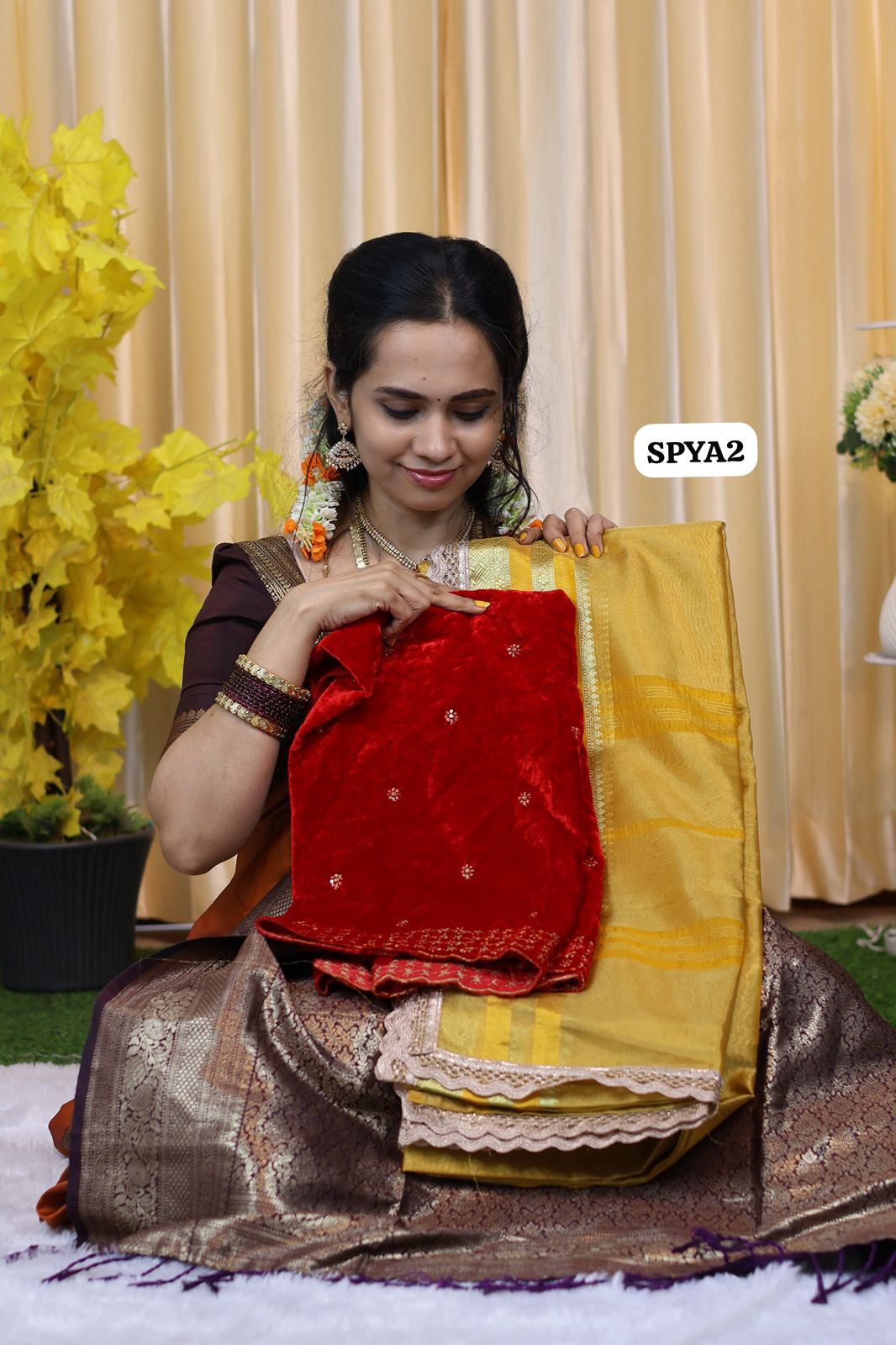 Soft tissue silk saree with lace work border😍🥳velvet blouse