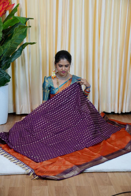 Soft silk saree📚