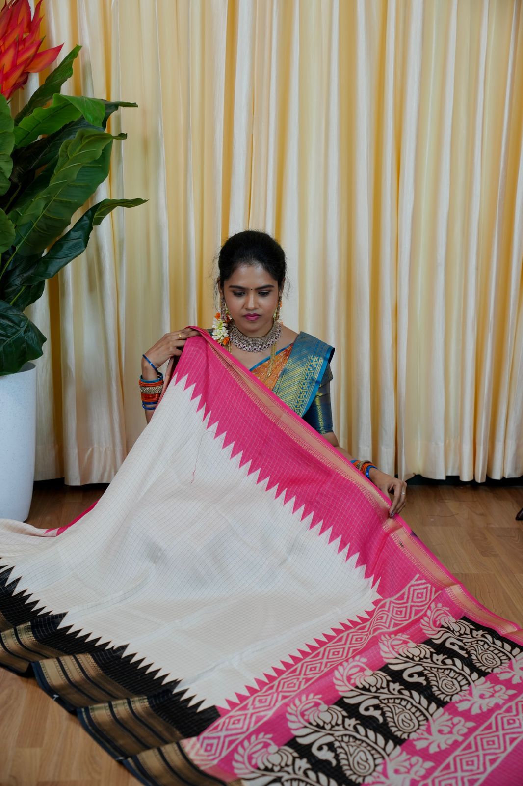 Soft crepe dola silk Saree🎁
