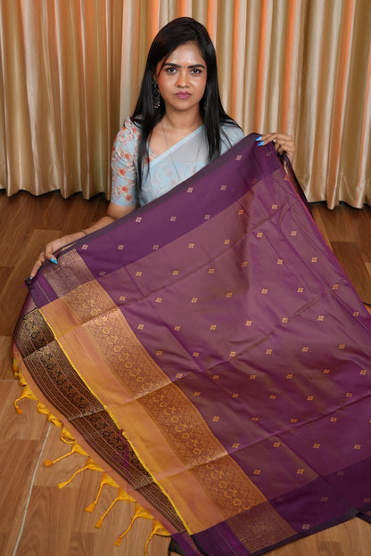 Kanchi semi silk sarees🥰😎📚