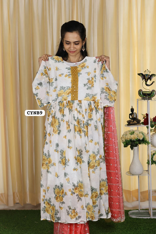 Georgette gown with lining. Christmas special😍Ⓜ️