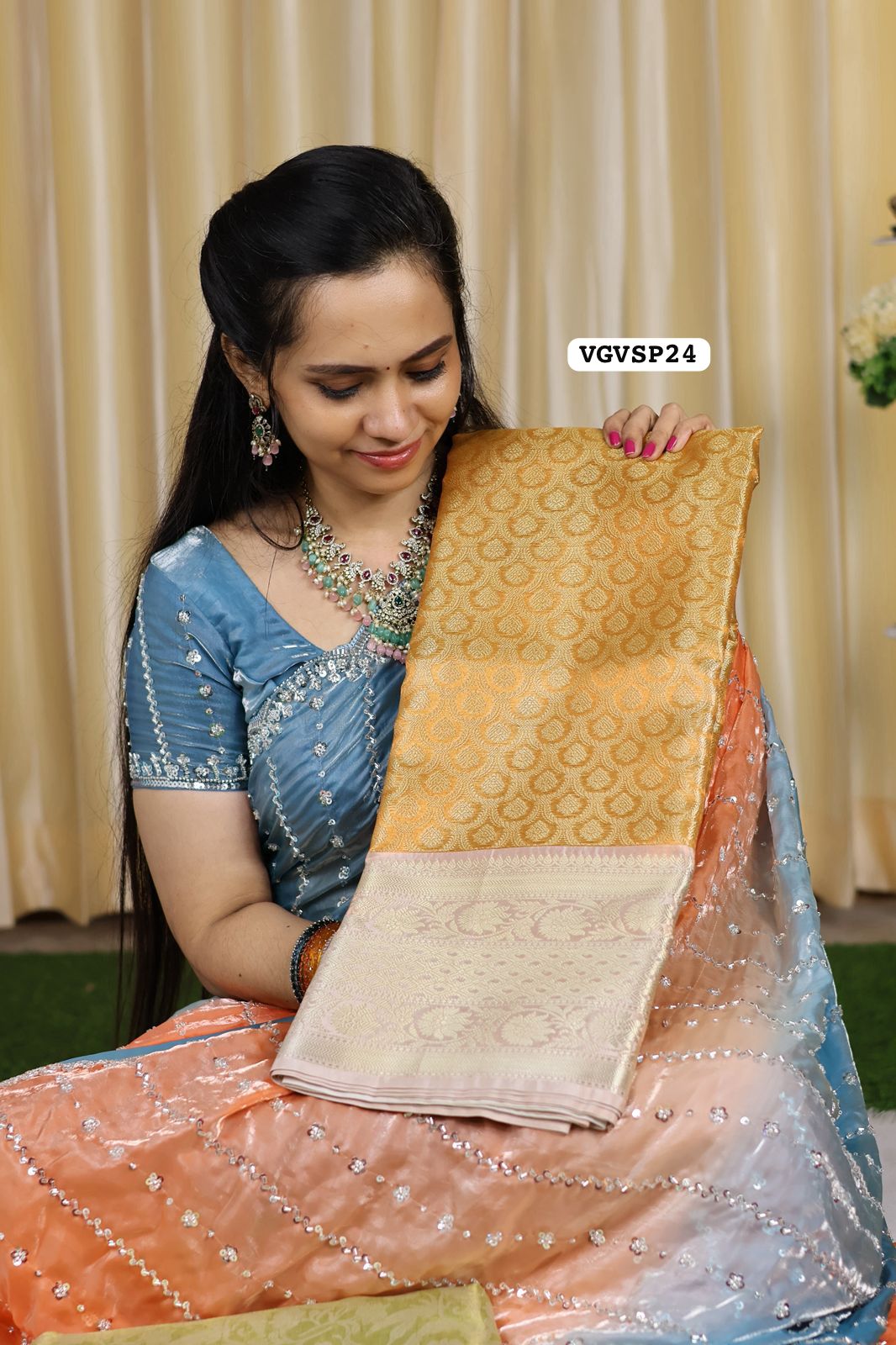 Katan tissue saree😍