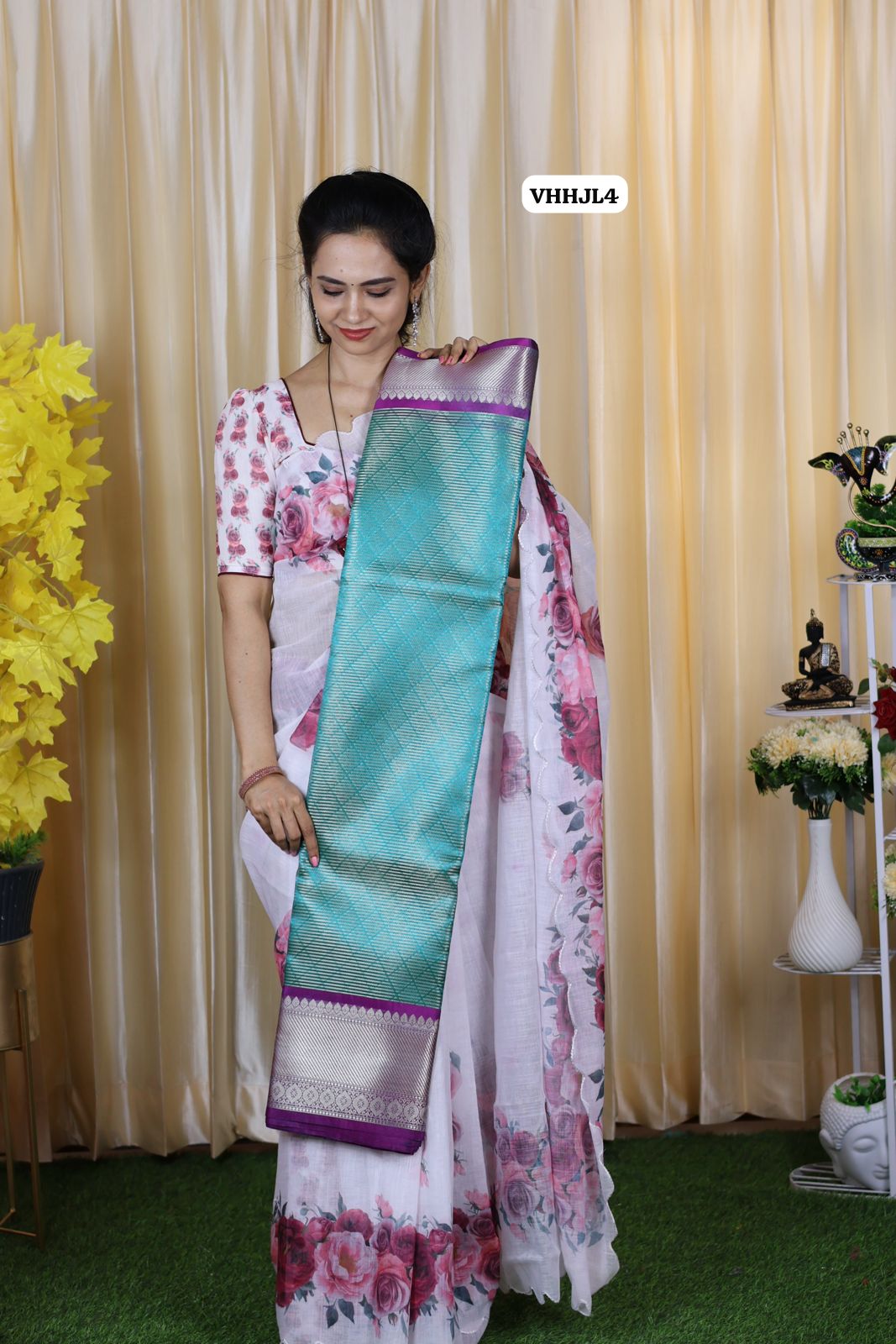 Tissue .semi silk .with zari weaving mango motifs 🥳