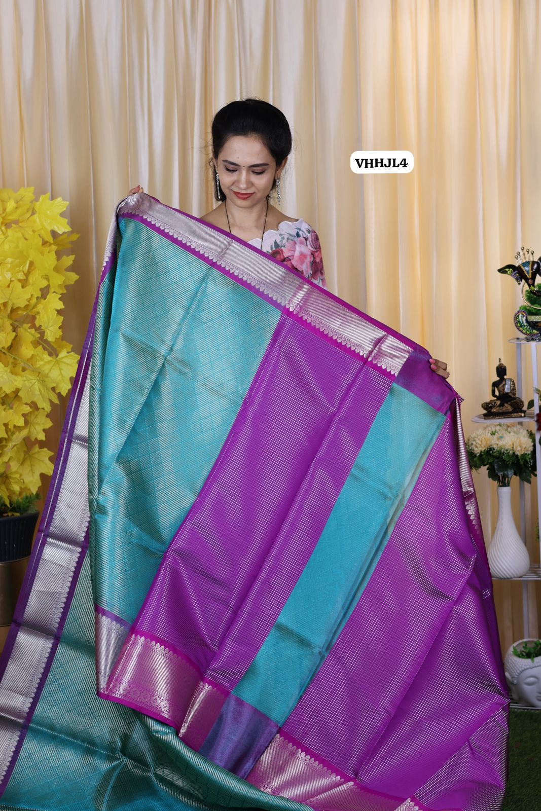 Tissue .semi silk .with zari weaving mango motifs 🥳