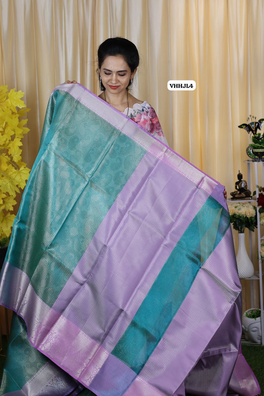 Aadi offer🌹Tissue .semi silk .with zari weaving mango motifs offer🤗