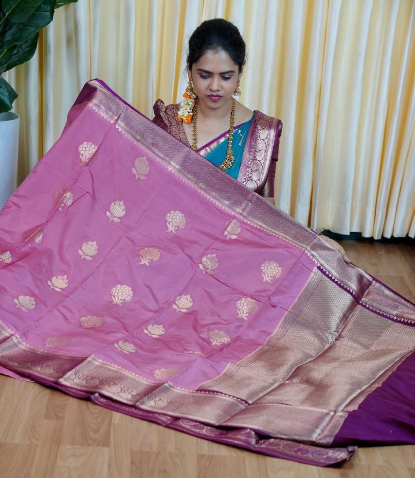 Premium warm silk saree 🥳