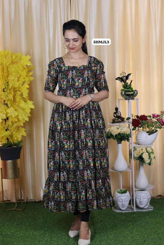 Georgette with.digital print .crepe lining long gown 🥳
