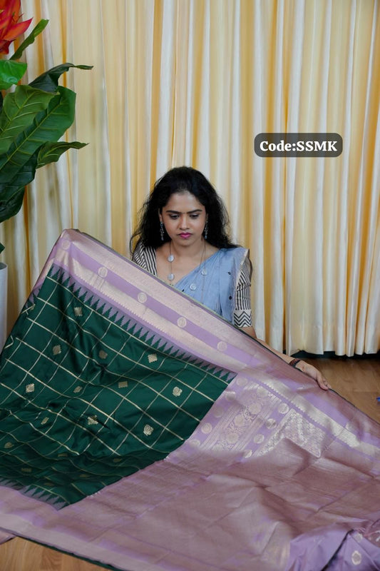 Premium Kanchi silk sarees
🥰😎📚