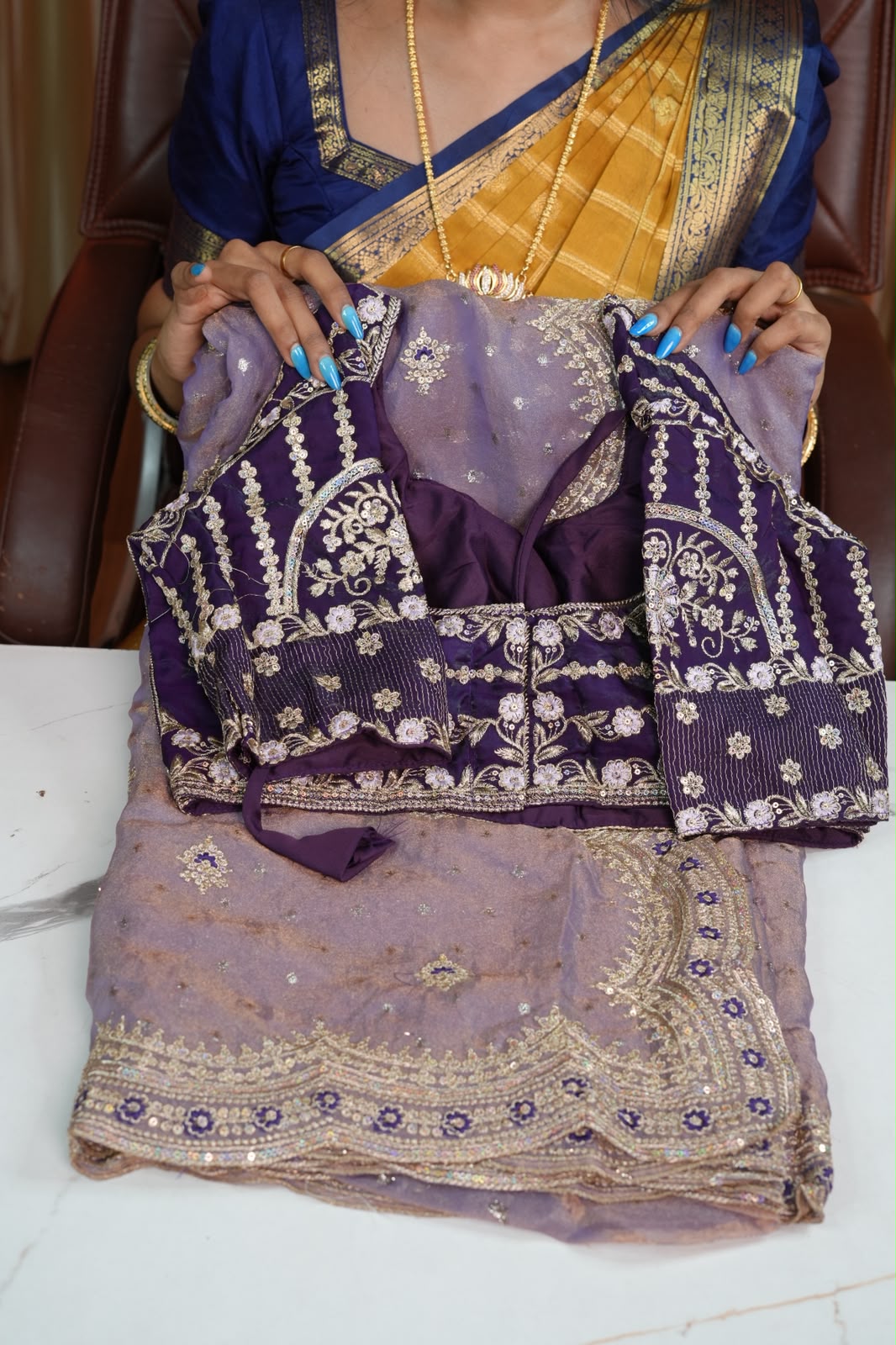 Space silk saree with designer blouse🥰🥳✅
