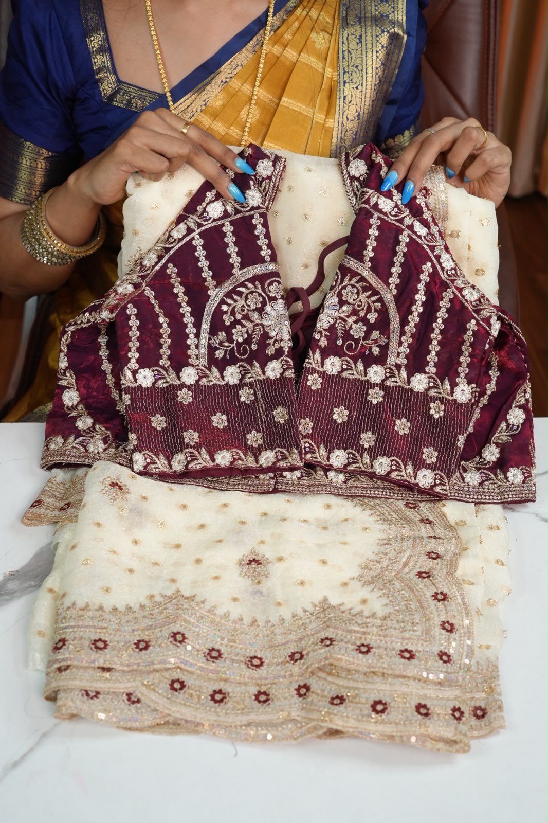 Space silk saree with designer blouse🥰🥳